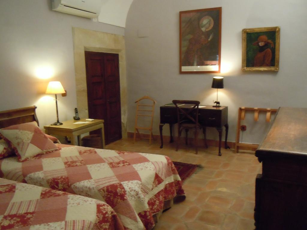 Palacio Chaves Hotel Trujillo Oda fotoğraf