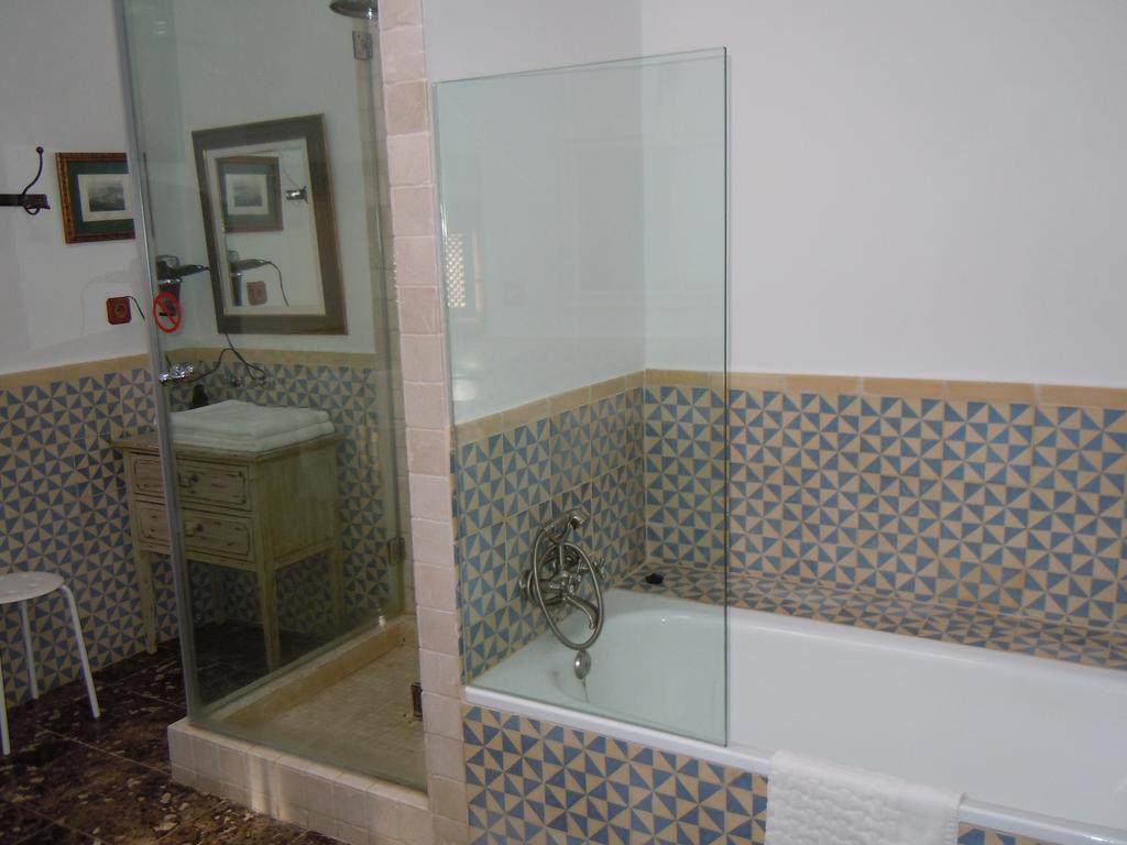 Palacio Chaves Hotel Trujillo Oda fotoğraf